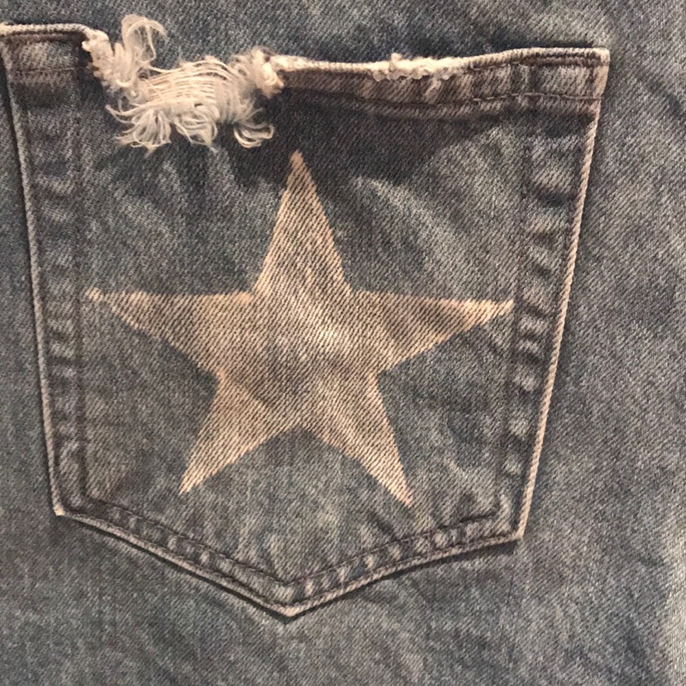 Show Me Your Mumu distressed jean shorts - Picture 3 of 7